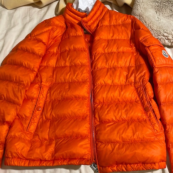 Moncler classic puffer